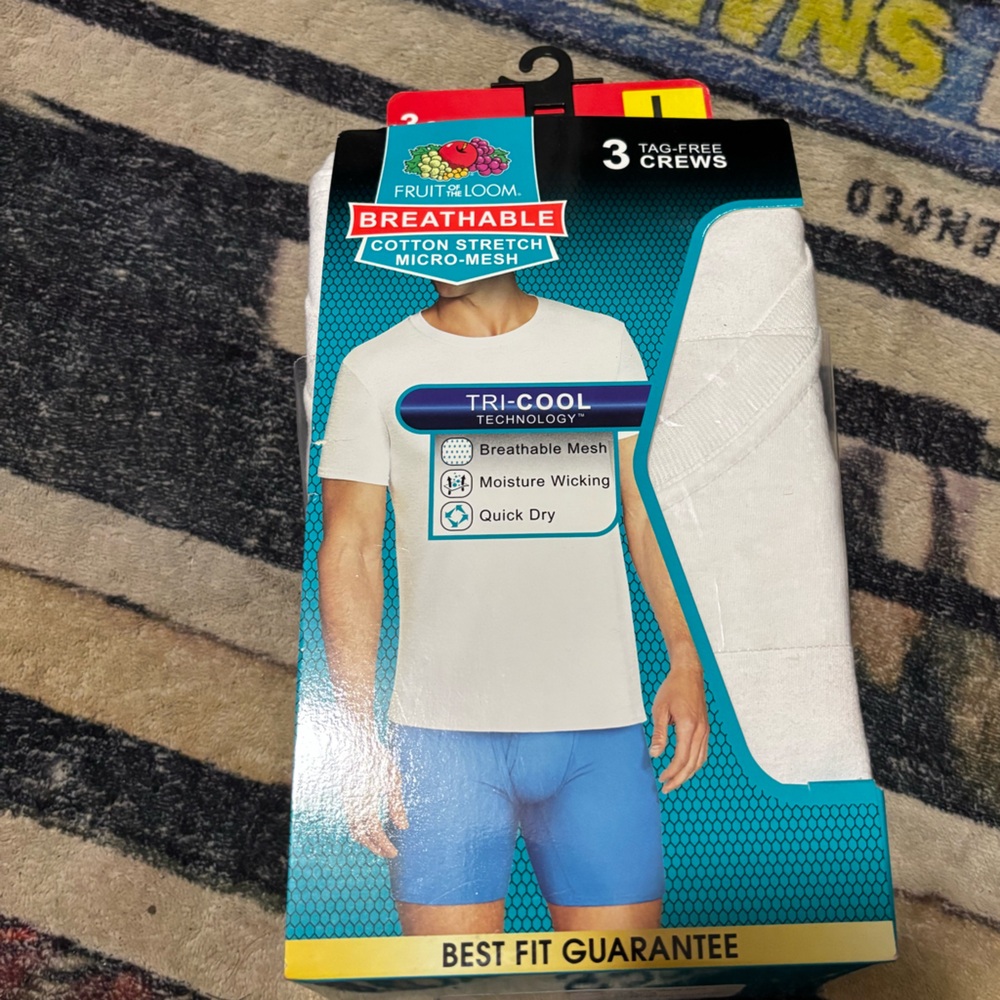 Fruit of the Loom White Undershirts 3-Pack large